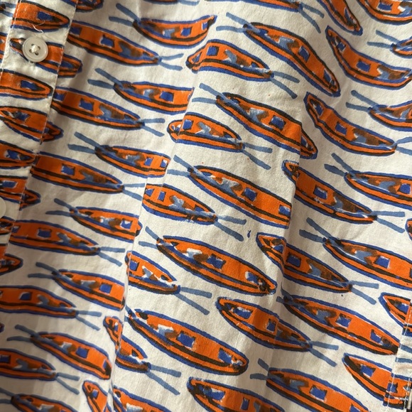 Roller Rabbit Button-Up size Small - Picture 2 of 5